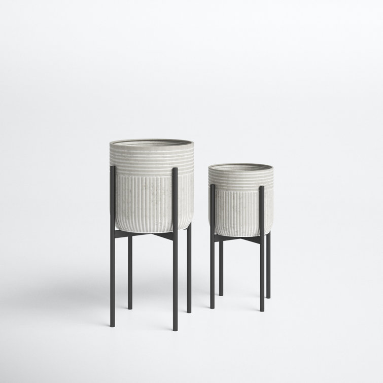 Hynes 2 Piece Iron Pot Planter & Reviews Joss & Main